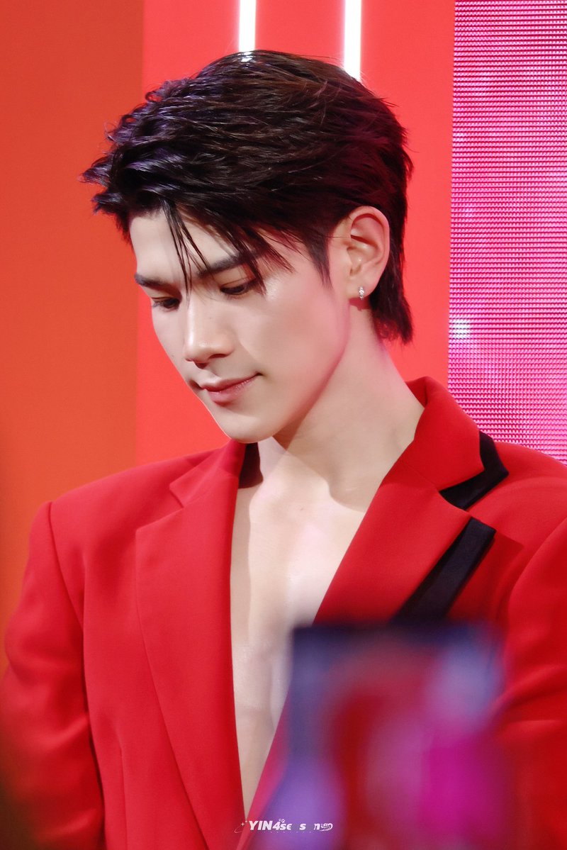 YenYen53535's tweet photo. 😍😍

12 YEARS SEPHORA WITH FOURTH 
#SEPHORAxFOURTH
#โฟร์ทณัฐวรรธน์
#Fourthnattawat https://t.co/qoAYSrAJxx