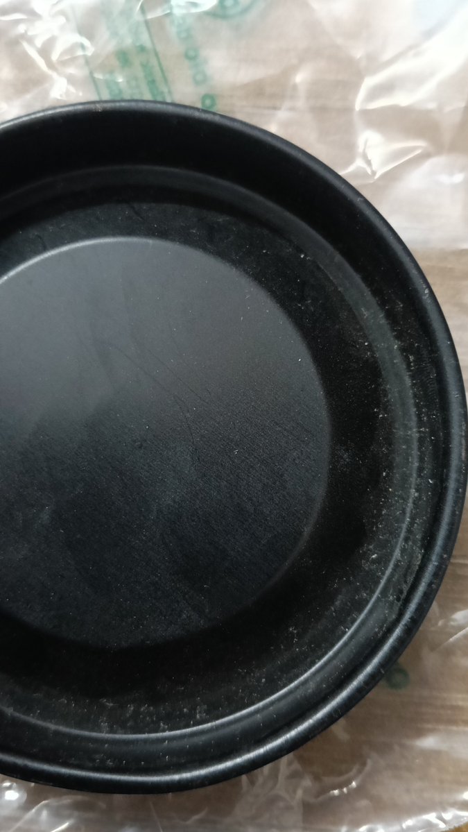 IndNatRepublics's tweet photo. @flipkartsupport What's all this nonsense? I have already attached the images in @Flipkart app yet I am receiving links for image attachment, but they are redirecting to app, that too on a page with no option to attach images. 
Here are the images again for you cheap @titanwatches 

@_Kalyan_K https://t.co/f38gIwcei8
