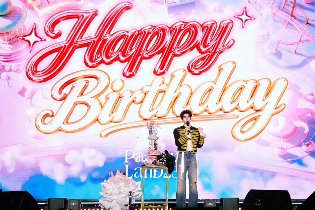 PatrickCNFC's tweet photo. 【🎂尹浩宇𝐏𝐚𝐭𝐫𝐢𝐜𝐤 𝐋𝐚𝐧𝐝𝟐𝟑生日会·花束返图】

派派的22岁即将告别，派大星们一直走下去的约定不曾改变❤️⭐

祝尹浩宇23岁生日快乐🎂

花束𝐜𝐨𝐨𝐩𝐞𝐫𝐚𝐭𝐞 𝐰𝐢𝐭𝐡 @patrick_thfc 

@patrick_pppat 
#PatrickLand23 
#แพทริค #PatrickFinkler 
#尹浩宇 #แพทริคณัฐวร https://t.co/tgDxicJnbU