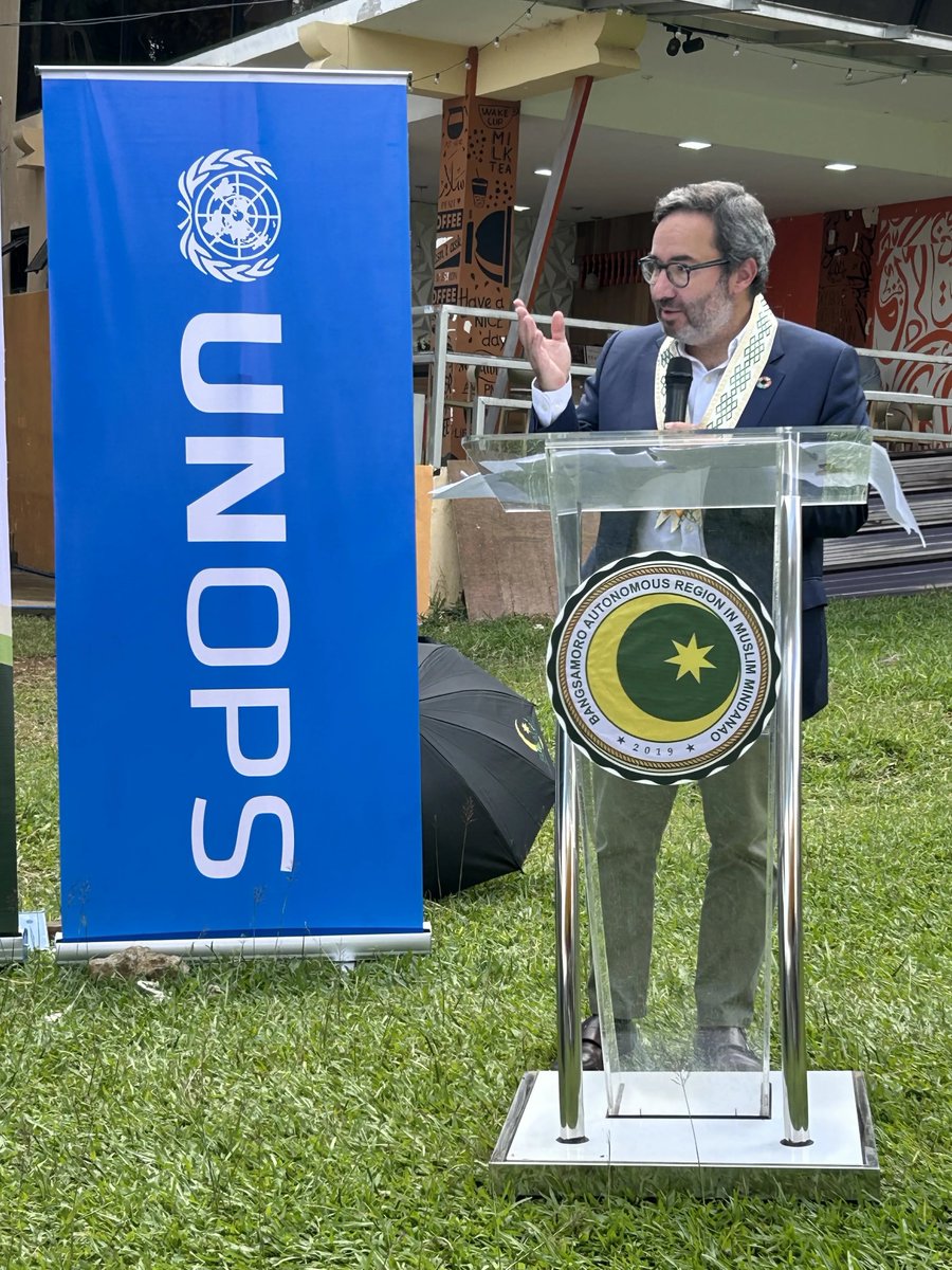 UNOPS_Chief's tweet photo. Very pleased to participate in the handover of the new Peace & Mediation Center for the Ministry of Public Order and Safety, here in Marawi. 

Alongside our partners @EUinthePH & @AECID_es, @UNOPS teams did the design and construction of this facility, which will help strengthen local institutional capacity for peacebuilding, conflict resolution and much needed reconciliation, across the Bangsamoro Autonomous Region in Mindanao. 

The facility creates a safe space for communities in support of sustaining long lasting peace🕊️