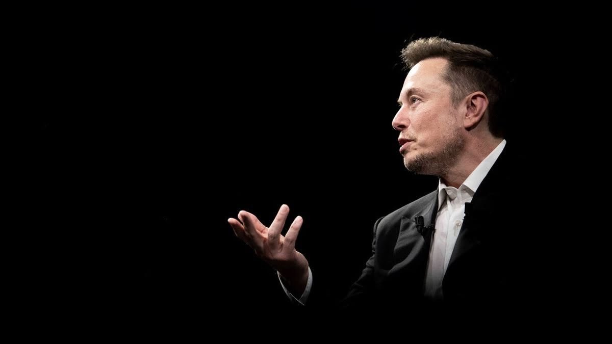 NOREIAMEL's tweet photo. If you had the chance to meet Elon Musk in person, would you shake his hand? 🤝

🟢 Yes, absolutely
🔴 No, I wouldn’t https://t.co/bMOKvY0Qi0