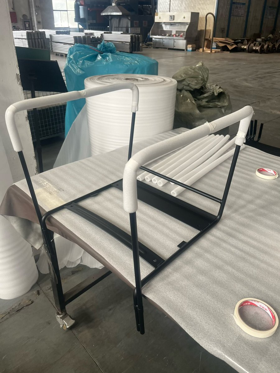 zx95big's tweet photo. Recently, our esteemed client customized a batch of chairs at our factory, as shown in the picture with a black sand texture finish. 

Email：zhouxiang95big@gmail.com
Whatsapp/WeChat：+86 15501500027

#recently #esteemed client #customized #batch #chairs #factory #OEM https://t.co/0YeThOW483