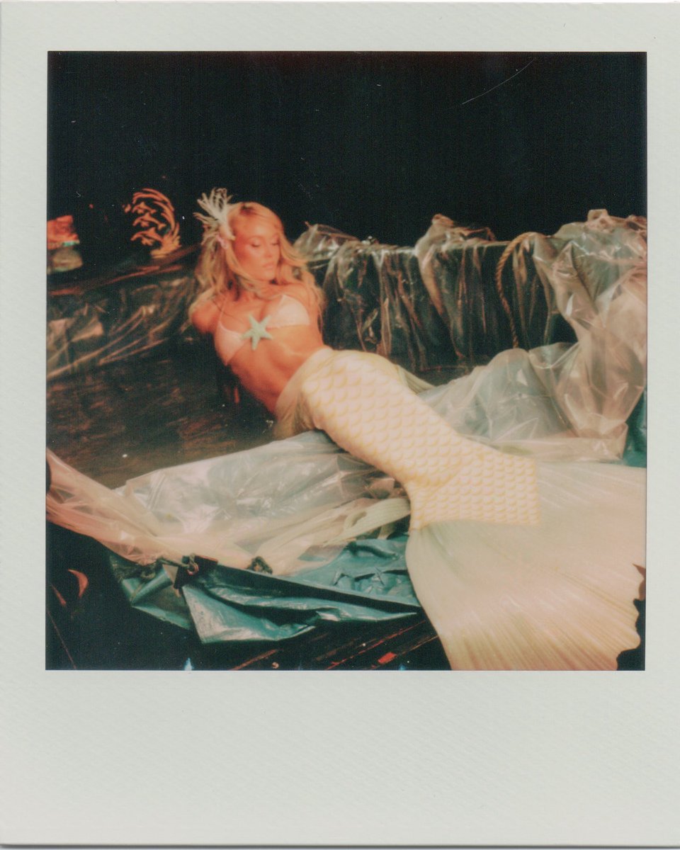 zaralarsson's tweet photo. It was sensory hell, but living my h2o life! https://t.co/gvI9IRxoPP