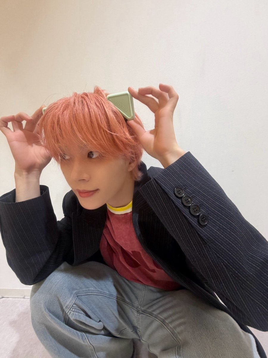 official_jo1's tweet photo. [#木全翔也]

髪の毛サーモンピンクにしてみた🐟

#JO1 #SYOYA https://t.co/JF1nanTSvn