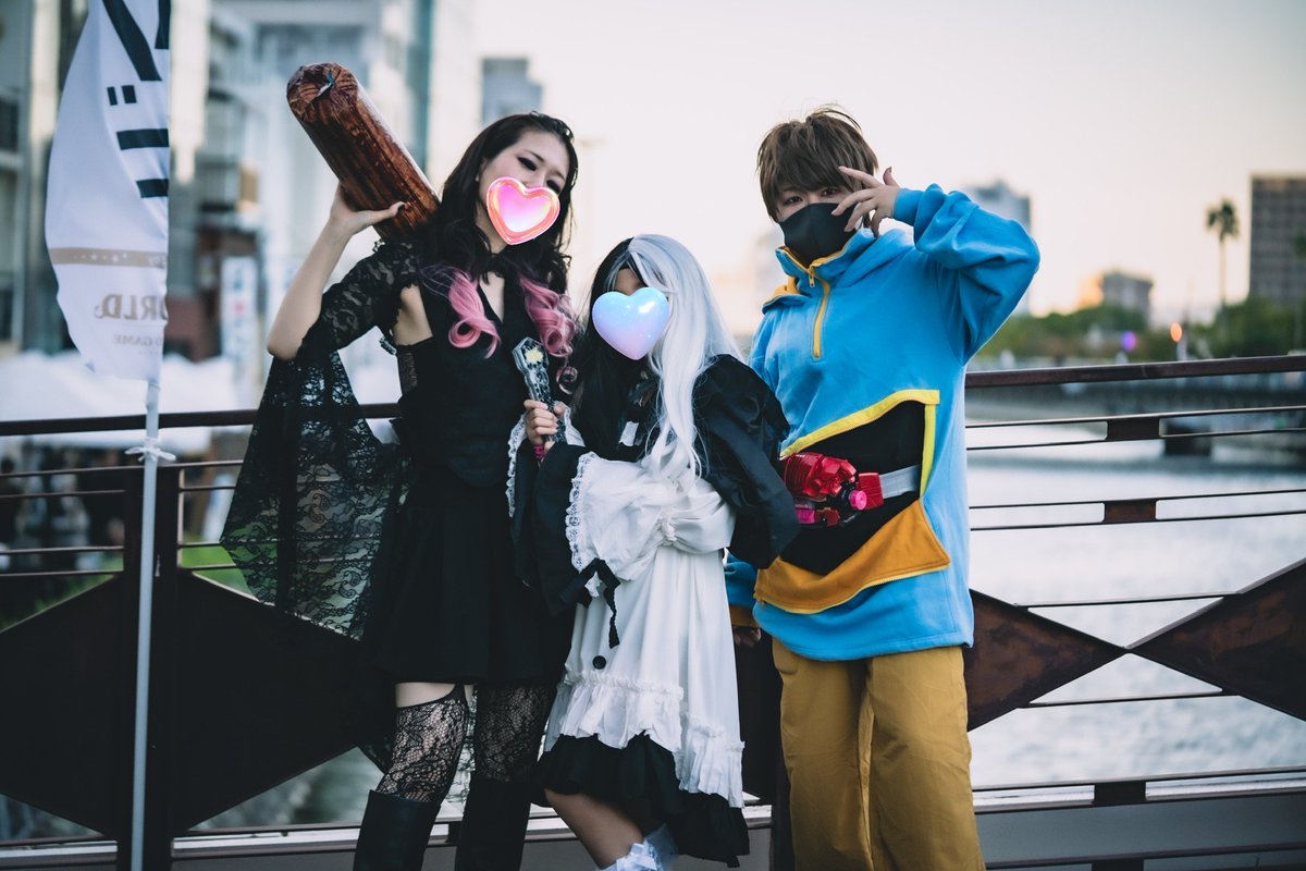 minideka_pink's tweet photo. #マチアソビ　#コスプレ
たくさんの方に見て頂き感謝です🙇
いいね♥もホントに嬉しいです🥹

たけさん@sinao_96　
 がお写真共有してくださいました♡
わーい♡家族写真だぁ♡

ヤネンさん@kamennkosu 
ハーフボイルドさん@halfboiled_6 
とも♡ステキでしょ😘
（3枚目の哀愁。。好きw） https://t.co/FopP94zlqp
