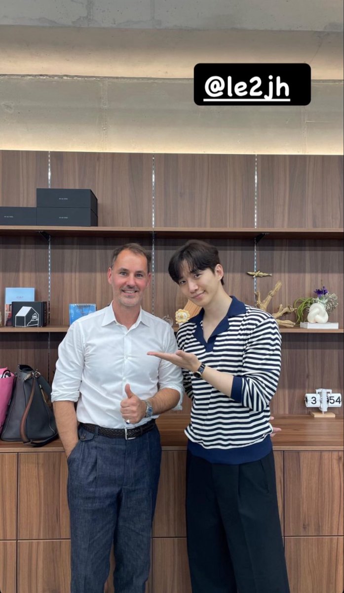 junhoooyk_65's tweet photo. https://t.co/JLEnnDIG1B
261019

floriansirven IG STORY

🥹💛
#JUNHO #LEEJUNHO #ジュノ
#李俊昊 #Berluti #벨루티 https://t.co/ZuhKsLka0R