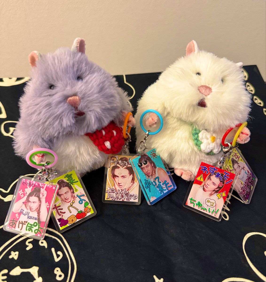 whitebreezetea's tweet photo. ギャル風全員そろった♡
あげぽよと人生あげてこがお気に入り！ https://t.co/k8c3KAJq0u