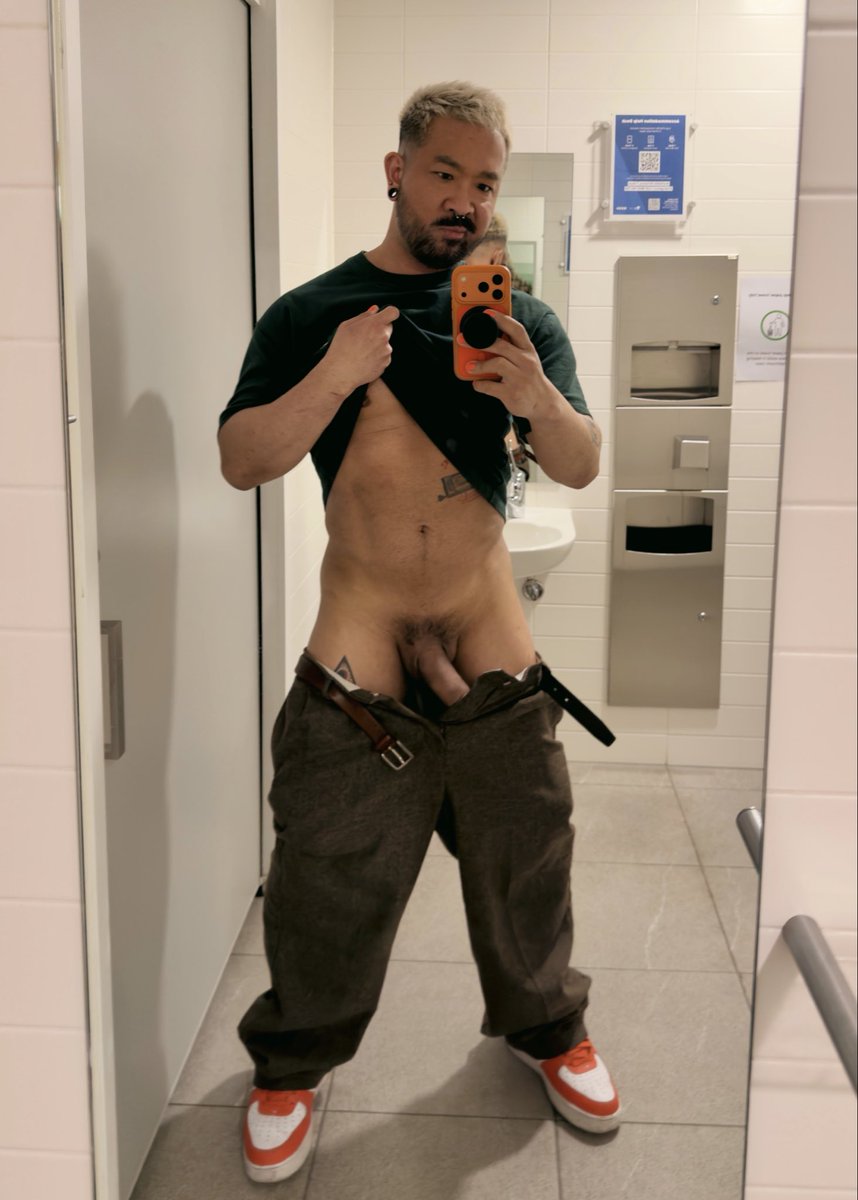 ComfyAsFuck's tweet photo. 177/77/7 https://t.co/e9qHpb1VLF