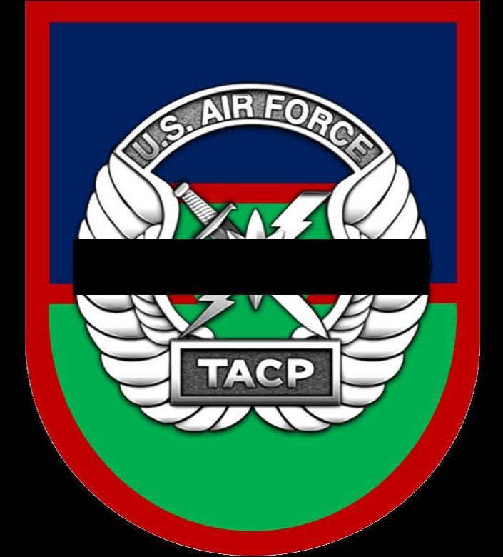 WhiskyGator61's tweet photo. US Air Force identified Tech Sgt Ian Patterson as the Tactical Air Control Party (TACP) Airman who is deceased after falling 170 feet during a fast-rope demo before the UTSA vs Navy football game in San Antonio, TX. He was an instructor at 6th Combat Training Sq Det 2, JBSA. #RIP https://t.co/3brAA7OOxf