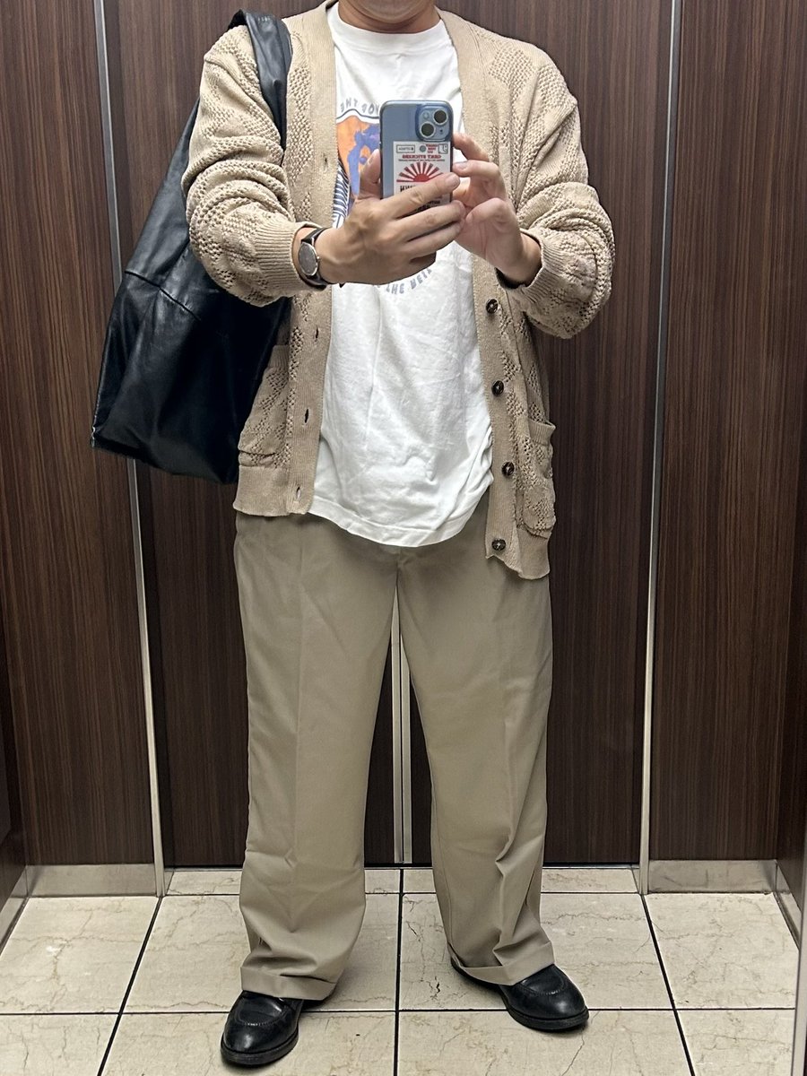 EdgarKotaro's tweet photo. カーディガンならDickiesが一択になりそう。

それは駄目w

#いよいよ50というよりGo https://t.co/thukb8No4w