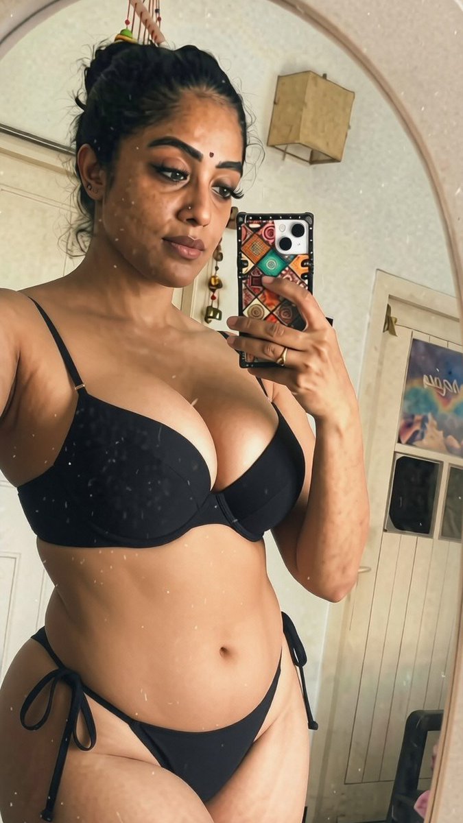 xamarmenon's tweet photo. For Bigg Boss Fame Iyer Maami Abhirami Venkatachalam Fans! https://t.co/RiPPXhoYQp