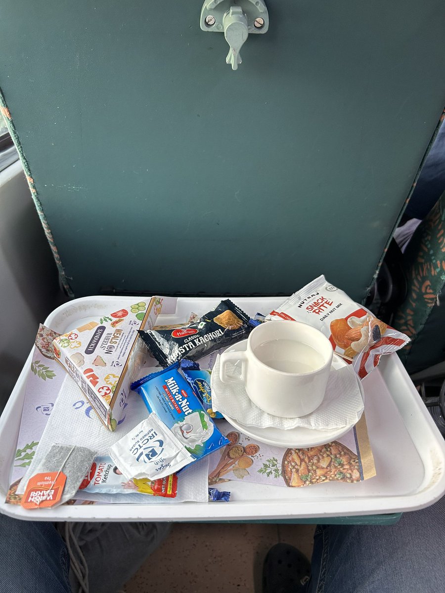 PantryCar's tweet photo. Off to next and final stop, #Ludhiana ! 😊
Amritsar Shatabdi ♥️ PF -1 of Nayi Dilli ♥️
#IndianRailways #Shatabdi #FirstClass https://t.co/rDSllUZvPn