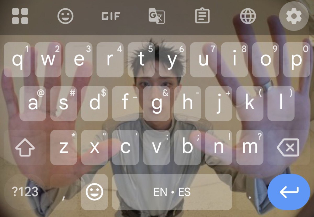 wonkihhh's tweet photo. jiung is trapped in my keyboard. https://t.co/X7g24AdCah