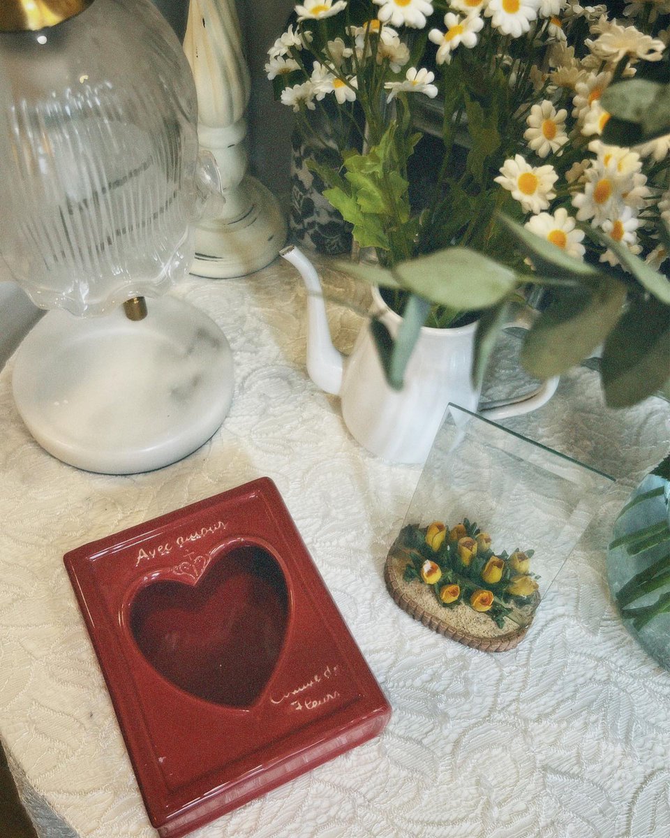 1905Bytr's tweet photo. Greetings from my side ✨ the world is a better place with you in it—go shine today! 🌸
NASzeVHn https://t.co/IvqucIWNiW