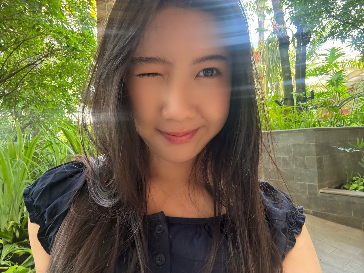 JE_JemimaJKT48's tweet photo. #JemiMonday !!!!! https://t.co/1YlgeZSIpO