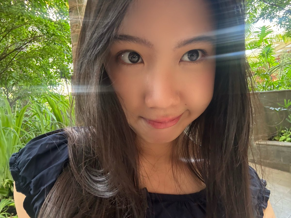 JE_JemimaJKT48's tweet photo. #JemiMonday !!!!! https://t.co/1YlgeZSIpO