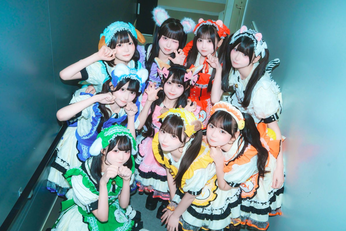 iON_idol_'s tweet photo. アニマルたちの秘密のお給仕♡
#iON #アイオン https://t.co/eJQFXQBmEX
