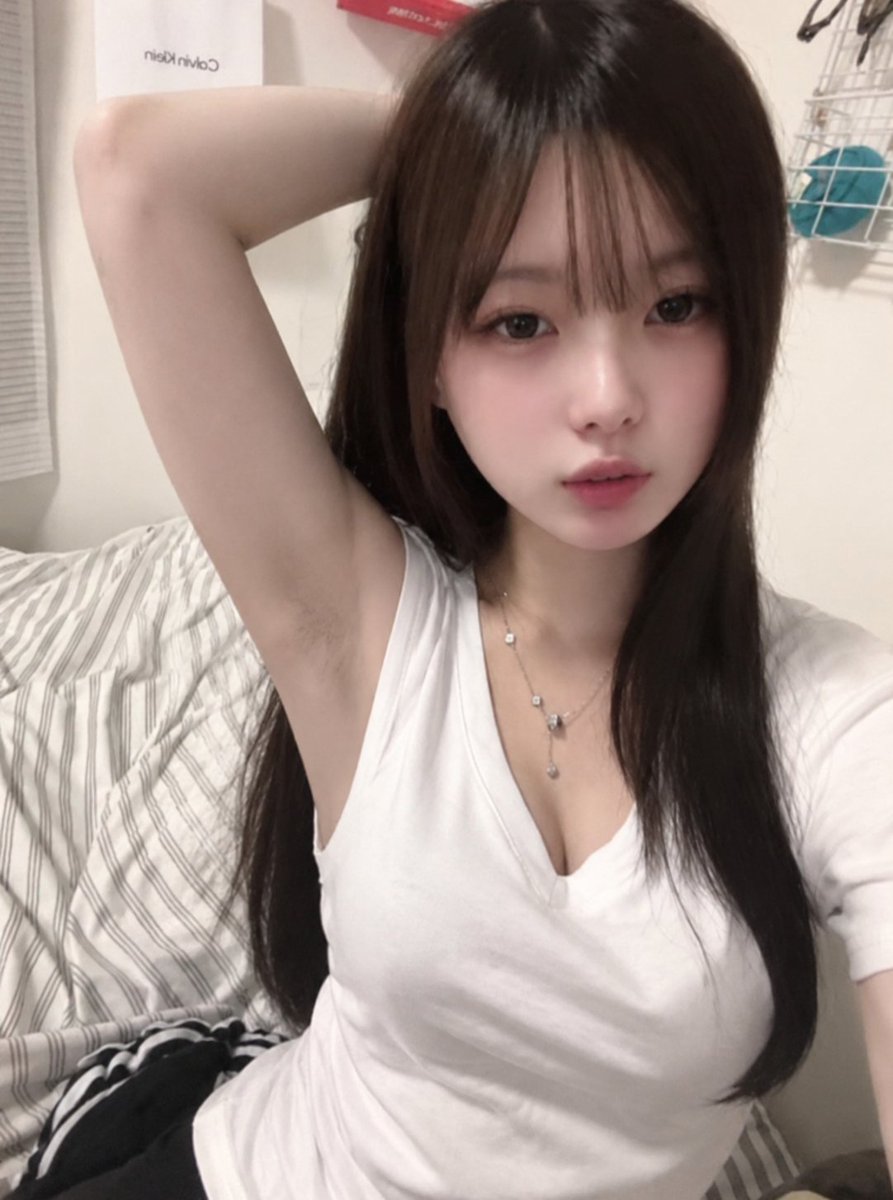 StepmaioVjlke's tweet photo. 動画買って欲しいなー #動画売ってます #動画販売 #裏垢女子 https://t.co/yDQQQlMOa0
