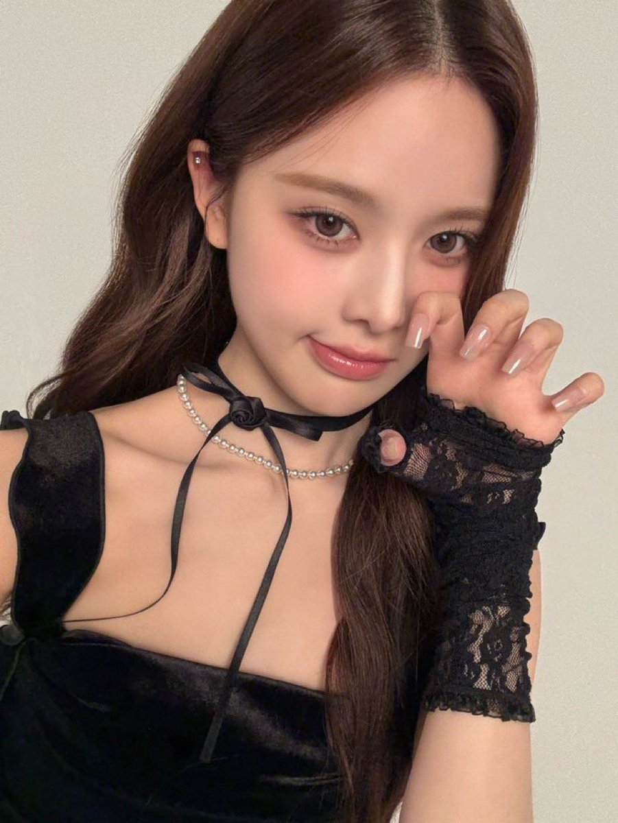 _yurjeema2's tweet photo. じみんにゃん정말 귀여워 🐈‍⬛🎀

 #2026MAMAVOTE  #izna https://t.co/mN7SDqHE22