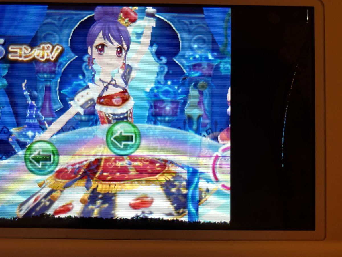 llxfn_3's tweet photo. アイカツアンコールの代わりに365日のアイドルdaysして楽しんでる😆
画面は、、。お父さんに踏まれてこうなってます、。

 #アイカツアンコール  #アイカツ好きな人と繋がりたい   #アイカツ https://t.co/ge0ULCHJ3O