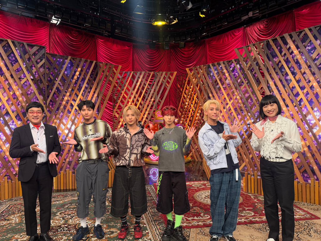 owv_official's tweet photo. このあと26:50〜 ⏰

テレビ東京 「プレミアMelodiX!」
に #OWV が出演いたします 🕺
『Lovey-Dovey』 披露します☀️
@tx_melodix 

#南海キャンディーズ さんとの
スタジオトークも必見👀💫

是非チェックしてください❣️

🔍 Who is OWV (オウブ)
https://t.co/61LzRjD2Mw
❤️#本田康祐 ( @honda_0411 )
💜#中川勝就 (@KatsunariNK )
💛#浦野秀太 (@shuta_urano )
💙#佐野文哉 (@sano_fumiya )

#プレミアMelodiX !
#OWV_SQUAD #OWV_ラビダビ ☀️