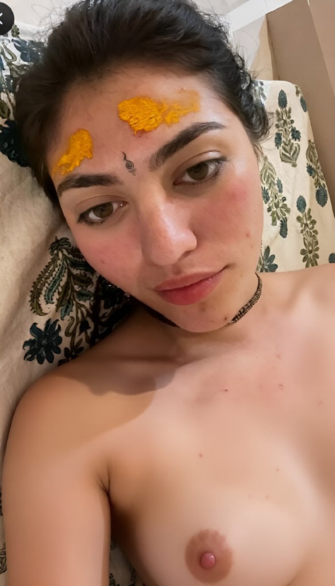 imwf_lover1's tweet photo. Modest foreign girl in the temple…
absolute feral animal the second the door closes
Hare Krishna by day, pure sin the moment we’re alone 🔥

#imwf #gori #mbulls #sanskari #slut https://t.co/BaibSMBidl