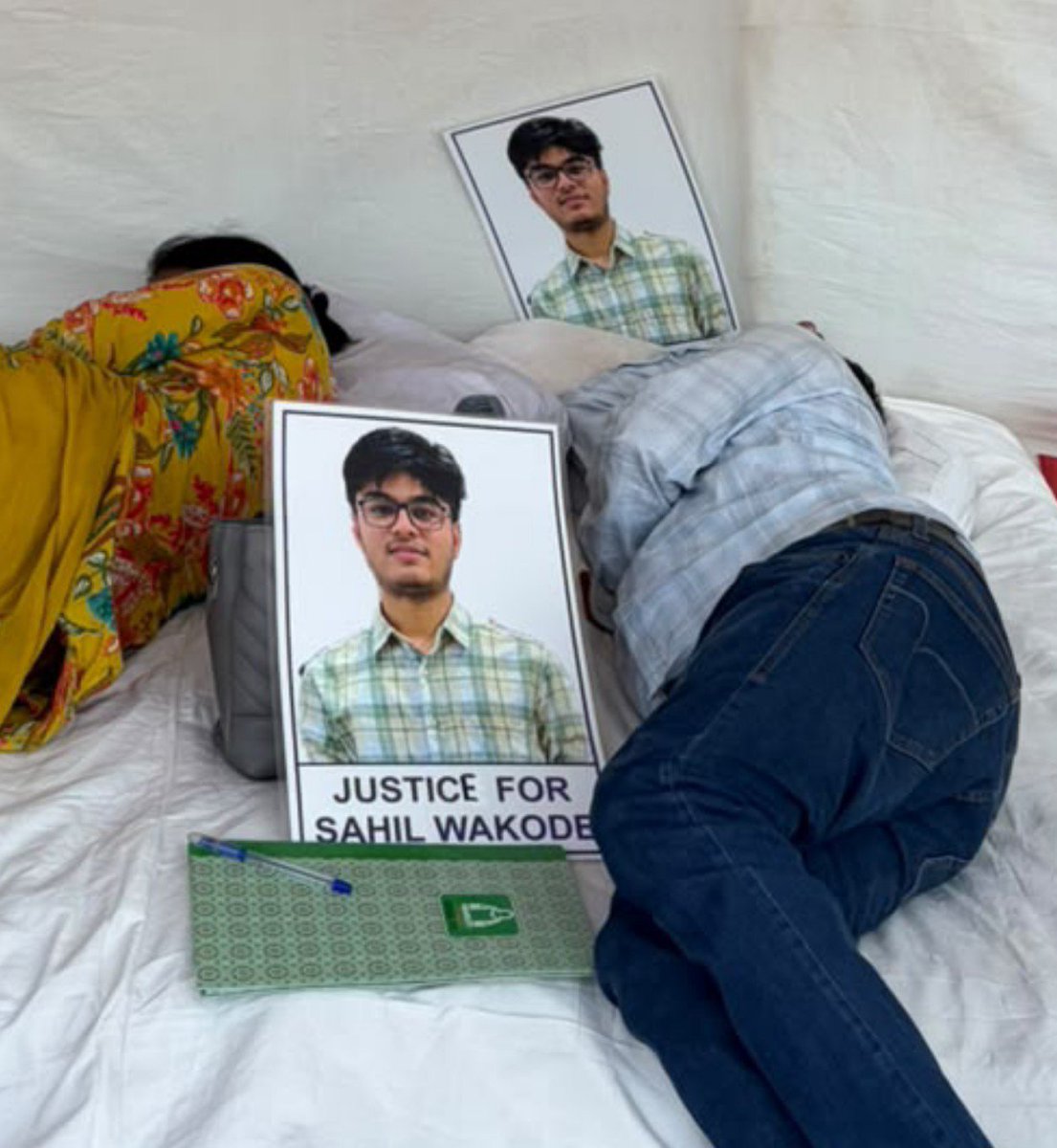 SurajKrBauddh's tweet photo. The BJP govt and Mumbai Police are treating AMBEDKARITE activists like criminals simply because they are protesting and demanding justice for IIT Bombay's Sahil Wakode.

Meanwhile, the same govt is protecting Sahil's murderer, Prof Doolla, without any shame. https://t.co/LdLmV1Gsjt