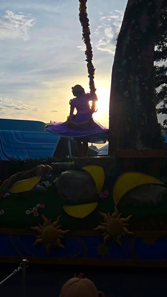 hzk__sh's tweet photo. ハモカラ、逆光で苦しんだけどいい写真が撮れたとは思ってる🌼🍃いい季節だ。 https://t.co/4x2lZiCzEA