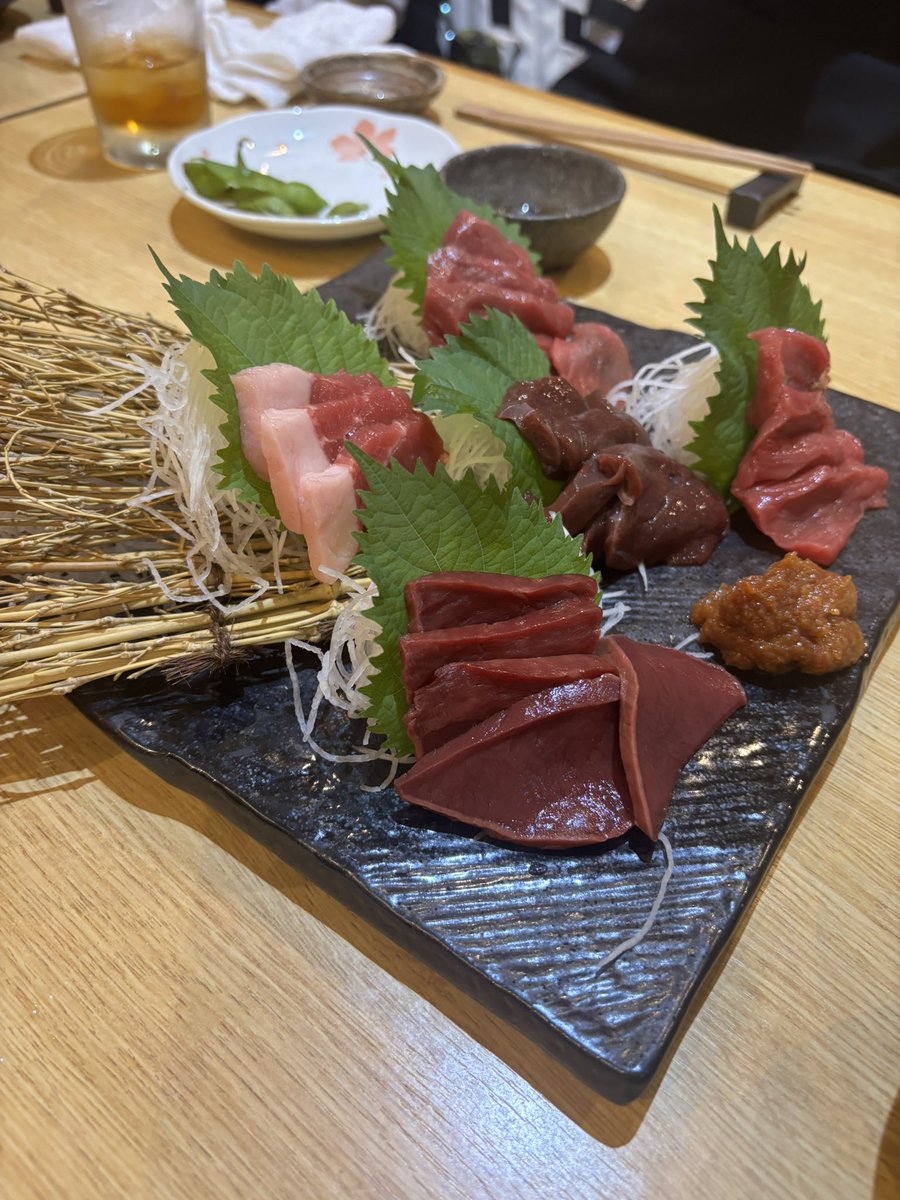 jichodesu's tweet photo. 宴会なう https://t.co/YoHZEKG2VO