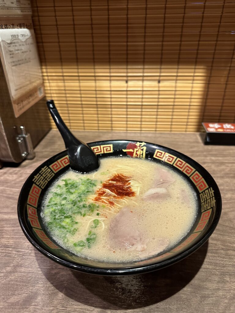 cyaman2525's tweet photo. 久しぶりの一蘭 https://t.co/JL0ejR3vBZ