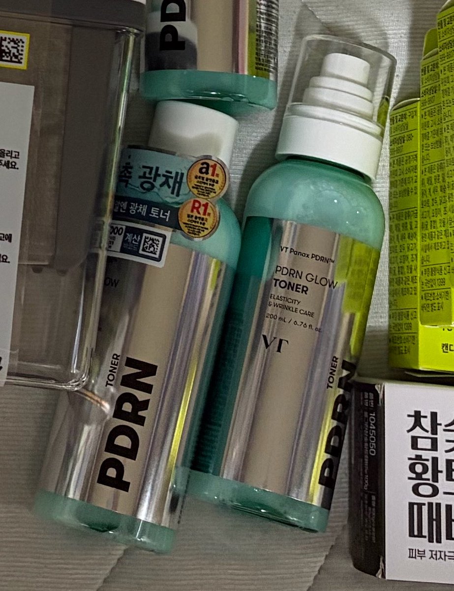 professorCxE's tweet photo. まずVTのPDRNトナーは何処にでもあった。新しいトナパっぽいのは見当たらず。とりまトナーはたしかによいのでワシワシ使っている、今後も使うw
 #韓国ダイソー https://t.co/ykSXVWsCBU