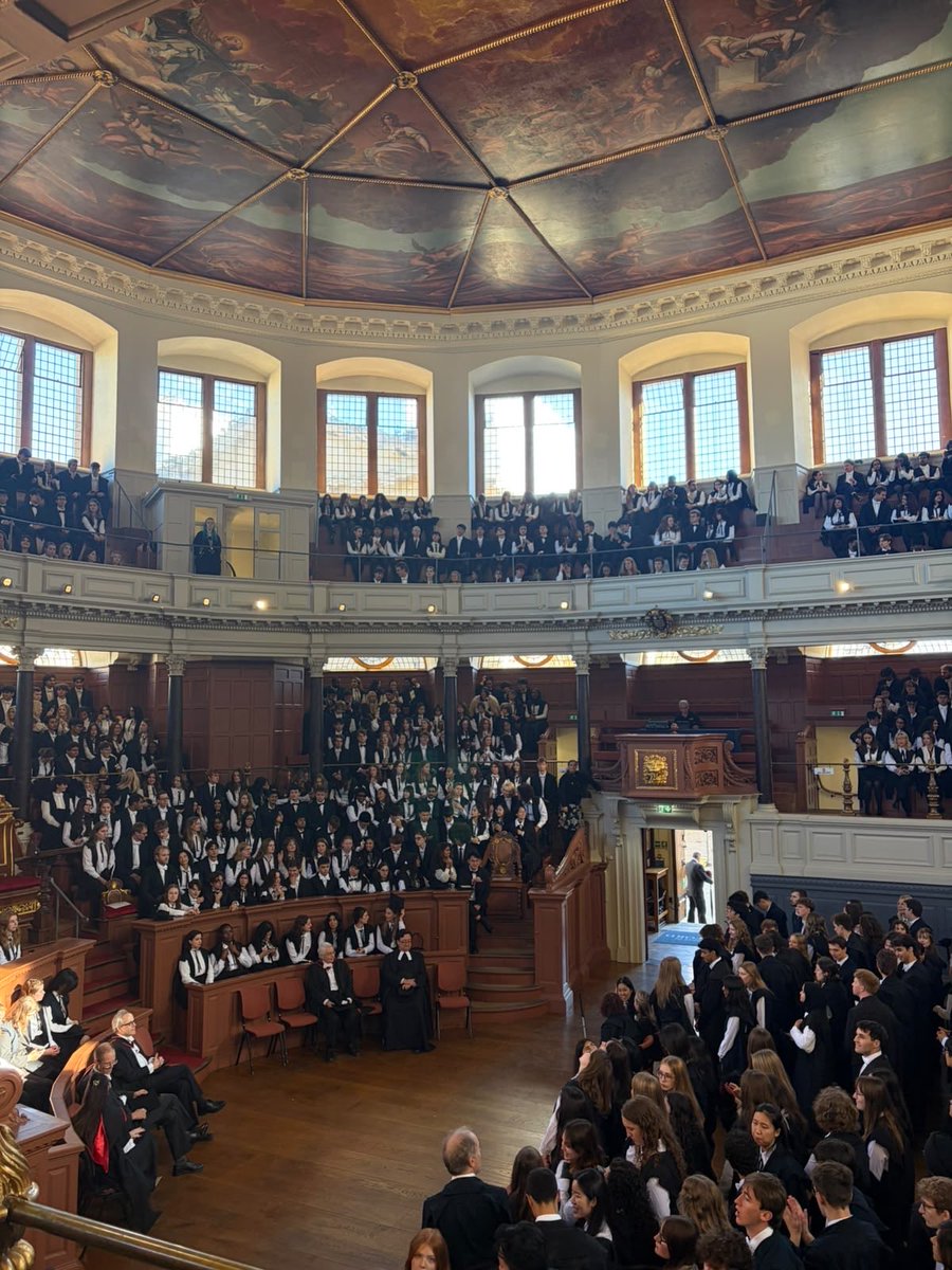 TitoMagoti's tweet photo. Matriculated into the @UniofOxford to read for a Doctor of Philosophy in Law.🙏🏽 https://t.co/Ow5DS5r9RN