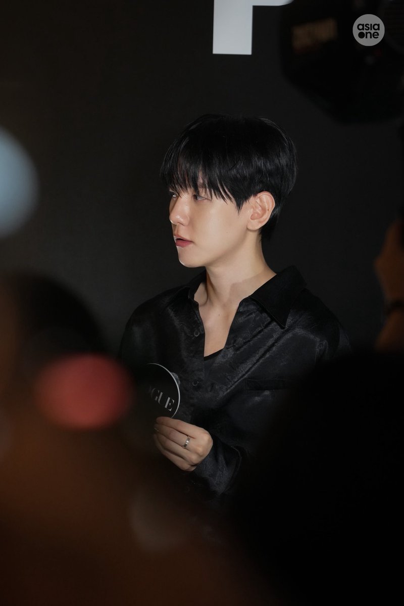 asiaonecom's tweet photo. Baekhyun looking like a Black Dream 🖤🖤

#Baekhyun #백현 @B_hundred_Hyun #POLASingapore #POLA #BAEKHYUNinSG #BAEKHYUNxPOLASG https://t.co/OibPfbrqb6