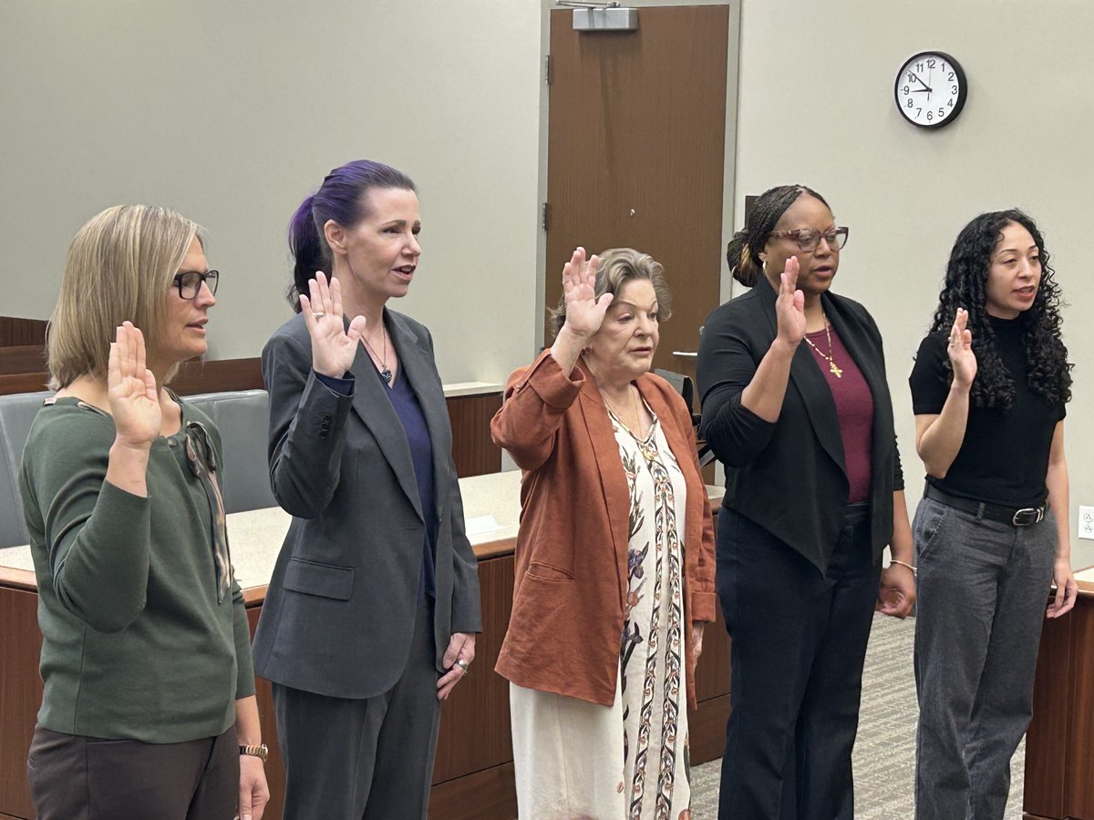 CASACenTex's tweet photo. “You are the eyes and ears for the Court.” Thanks to Judge Devaney for swearing in our newest Court Appointed Special Advocate volunteers! 

Are you ready to #BecomeACASA and be #TheCASADifference? The training schedule for 2027 is now up: https://t.co/ae0kH1n8wC https://t.co/8ce86FQ4PV