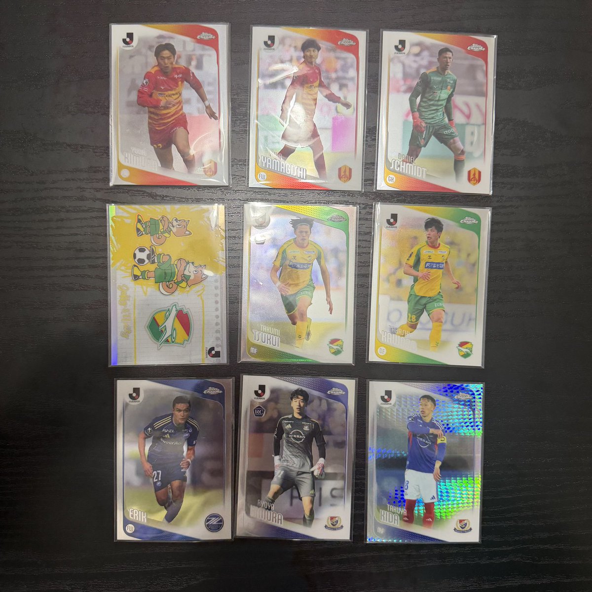 saints_sy_'s tweet photo. ⚽️Topps Jリーグ 交換⚽️

求)清水関連(現所属なら過去のチームでも🉑）

譲)画像のもの

郵送にてお取引希望です。
お気軽にお声掛けください！

 #topps https://t.co/KGFZSXOUlx