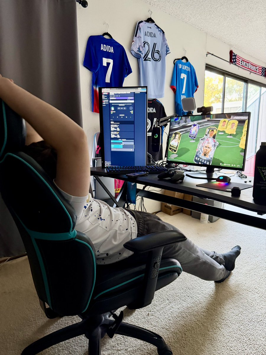 AdidaFC_'s tweet photo. Qualified for FC Pro Open. ✅

Most exhausting tournament yet. Had to battle it out against a lot of top players today, but pulled through. 💪 

Thank you for the support, so grateful. London 🔜 ✈️.

Free Agent. 📩 https://t.co/x1dslyYKzF