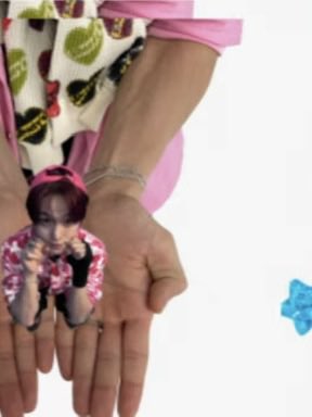 flznwwkd's tweet photo. 뮤비에 나온 리쿠 사진들 너뮤 귀여워 ㅁㅊㅁㅊ!! https://t.co/IVvCQThVrI
