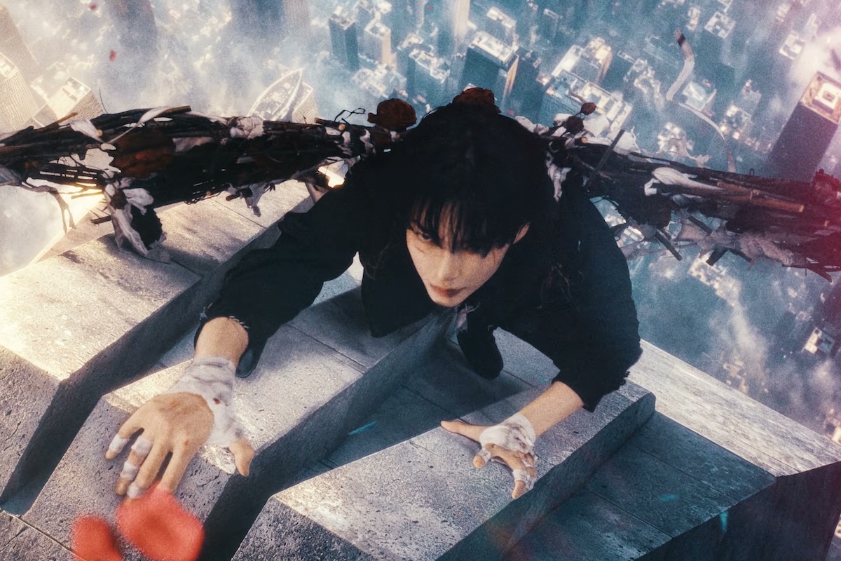 soompi's tweet photo. WATCH: #ZEROBASEONE's #SungHanBin Proves He's "UNDEAD" With Cinematic Solo Debut MV
https://t.co/Wae2AWisz3 https://t.co/GiUMqs4RiB