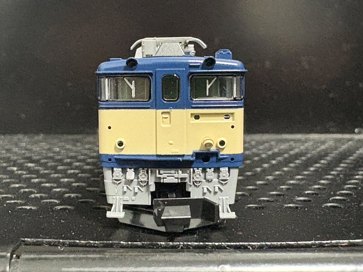 hamasen205233's tweet photo. 予約していたTomixのEF64が発売されたので受け取ってきました
前から欲しかったので買えて満足です！ https://t.co/iiRbYmKV2a
