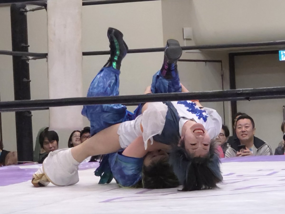 furusawa_m's tweet photo. 1．◯小石川チエ、沙也加（10分位　エナジーホールド）✕ソイ、Ｃｈｉｋａ

 #prowrestling https://t.co/1UdxGxKEnX