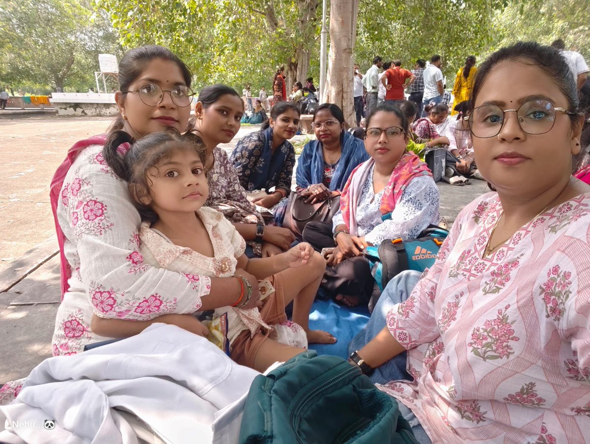 CHANDRIMASAHU31's tweet photo. सुप्रभात साथियों 🌅
आज एक नयी ऊर्जा एक नये विश्वास के साथ आज 14 दिन के धरने का प्रारम्भ करते है 
#CHO नियमितीकरण, 4800 GP, कैडर निर्माण हो,
हम सब की एकता ही सरकार को झुकने पर अग्रसर कर सकती है. साथियों एक साथ रहो अनेक बन कर नहीं @brajeshpathakup @myogioffice @AnupriyaSPatel https://t.co/IvnLLoFxfn