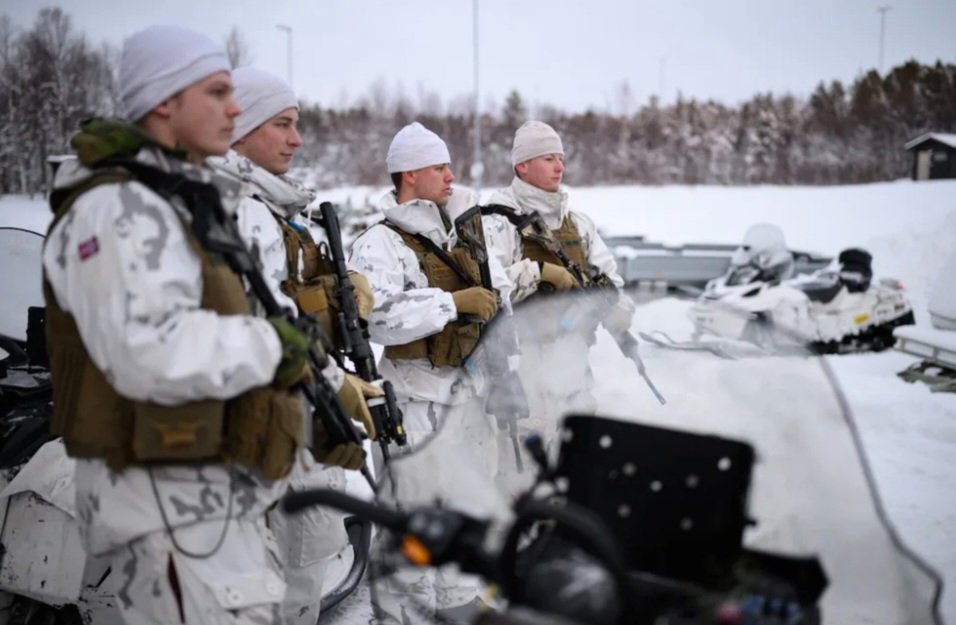 InsiderGeo's tweet photo. NEW: 🇳🇴 Chinese-owned rental cars used by the Norwegian Armed Forces reportedly recorded soldiers, their movements and security codes during a major military exercise in Oslo, raising serious questions about the security of vehicles used in sensitive military operations.

The incident occurred during Operation Hovedstad, held from September 14 to 18, when Norway’s Home Guard District 02 trained for security operations, including scenarios involving the defence of Oslo Airport during wartime.

The Armed Forces had rented the cars through Hertz Norway under a nationwide rental agreement signed in 2024, worth up to 350 million Norwegian kroner and running until May 2028. Hertz Norway’s ownership chain ultimately leads to China’s Zhejiang Geely Holding Group, which also owns Volvo Cars. The agreement provides rental vehicles for exercises, operational activities and everyday military use.

During the exercise, soldiers discovered that the cars had recorded and stored video footage. Lieutenant Fredrik Blanck told Norwegian newspaper Dagens Næringsliv (DN) that the recordings showed who entered and exited the vehicles, where they travelled, whom they picked up and how long they remained at different locations.

More concerningly, the footage reportedly captured security codes entered by soldiers when opening military gates. Some access points require both a key card and a code, meaning the recordings could expose sensitive access procedures.

The vehicles remained in use throughout the exercise because alternative transport was in limited supply.