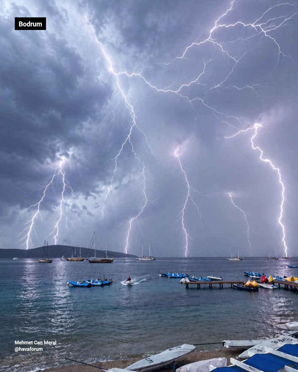 HavaForum's tweet photo. Bodrum elektriklendi.⚡️ https://t.co/JTiuPHpXyZ