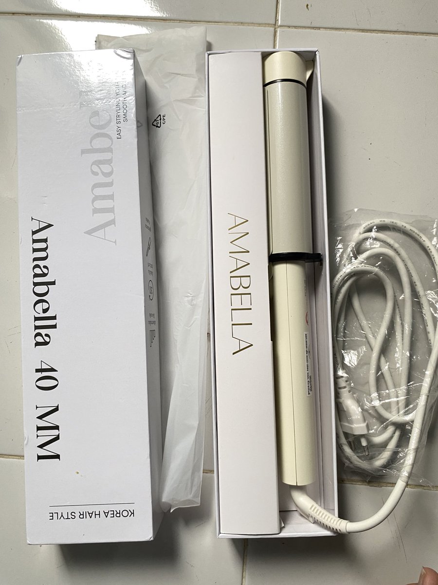 guitarohh's tweet photo. ส่งต่อลอน amabella แกน40 600฿รวมส่ง อุปกรณ์ครบ #ส่งต่อamabella #ส่งต่อเครื่องม้วนผม #ส่งต่อเสื้อผ้ามือสอง https://t.co/DHbhc37bZW