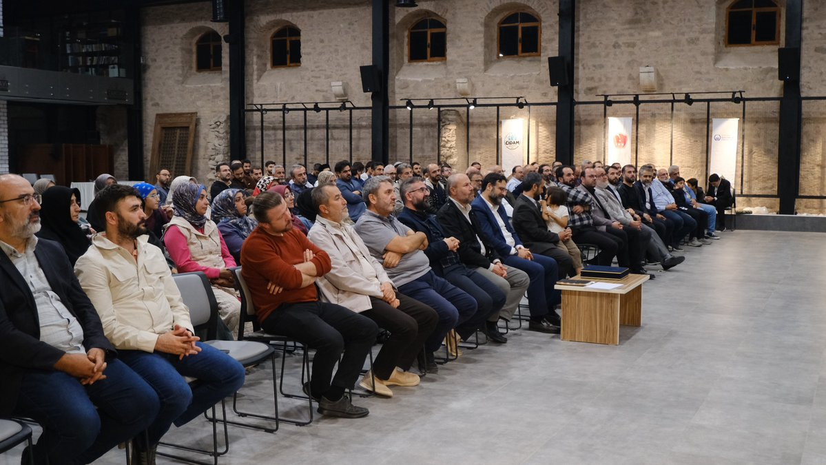 konyaimh's tweet photo. İMH Konya bünyesinde "Bismillah" programı ve Devir Teslim Töreni, Kur’an-ı Kerim tilaveti ile başladı.
Teşkilatlanma Komisyonu Başkanı Ertuğrul Taşlı’nın açılış konuşmasının ardından “İstikamet Üzere Yarım Asırlık Hareket” videosu izlendi. https://t.co/dgJm1Vr5dd