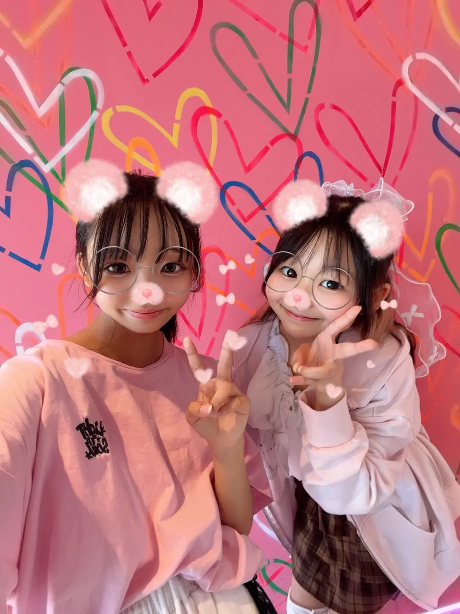 kanacha1212's tweet photo. 昨日ありすちゃんとバッタリ会えて嬉しかったぁ〜(≧∀≦)🩷またもうすぐ会えるねっ🎃🦇🕸💕楽しみだよぉ〜っ🥰♡

@alice0803880 
#スプラウト学園 https://t.co/2IL9qNVSKL