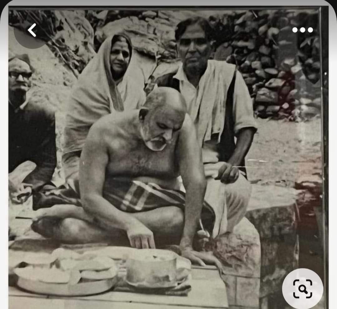 NeemKaroliiBaba's tweet photo. 🙏जय गुरुदेव 🙏 https://t.co/8XmthplFIg