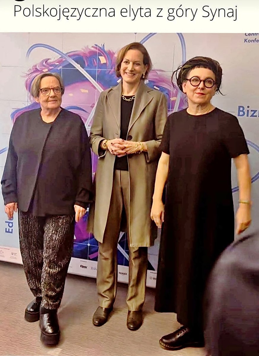 znowu_samolotem's tweet photo. Trzy osoby, a ile szkody intelektualnej narobiły w całym kraju... https://t.co/dqbI0HHY8t