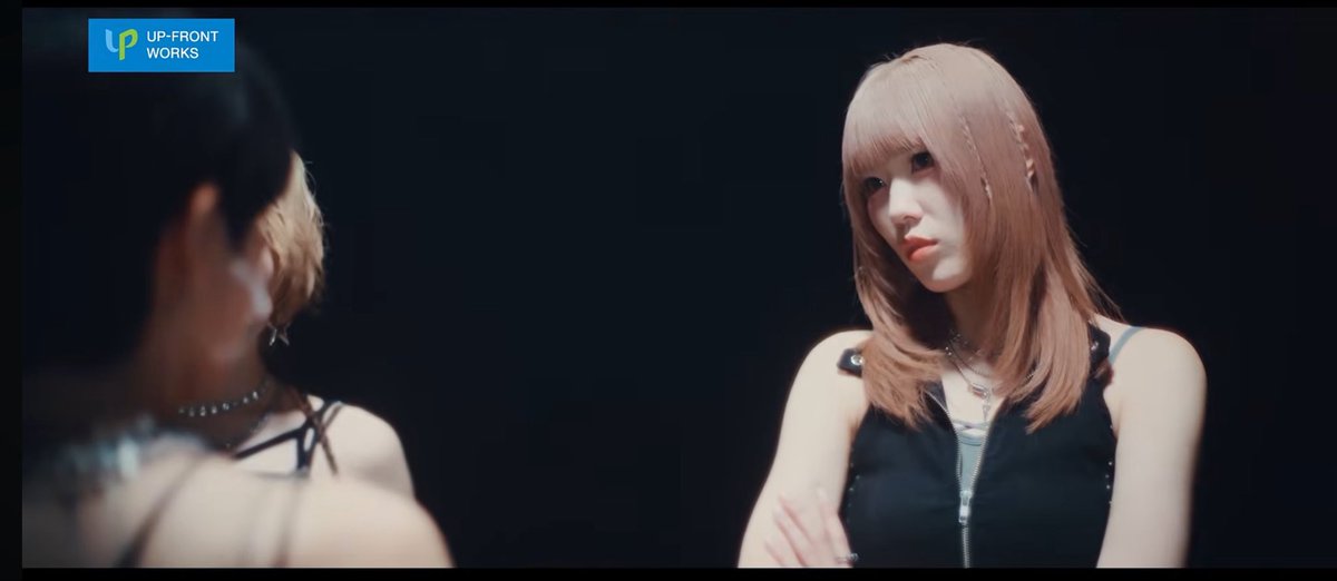 koro__kr11's tweet photo. YouTubeのコメント欄で「日本1美しい圧迫面接」て言われてて顎もげそうwwwwwwwwwww https://t.co/6q4hXJxzAJ