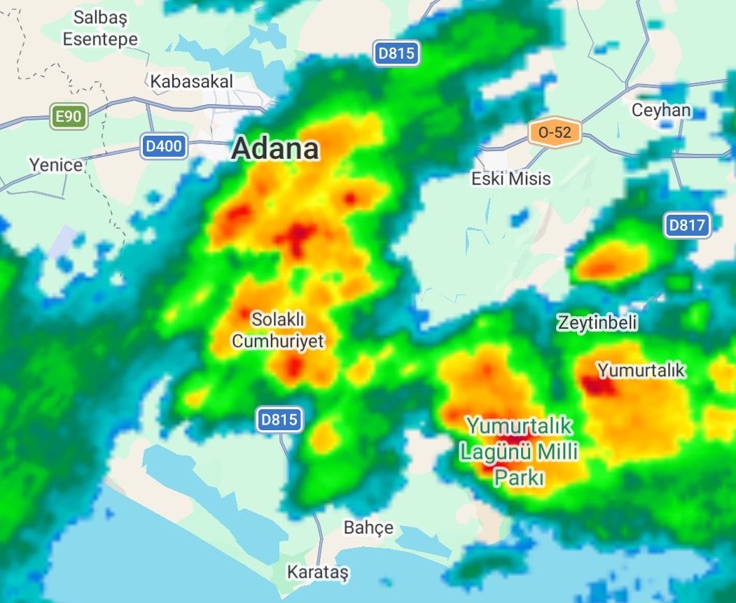 AdanaTubee's tweet photo. 🌧️ Adana’da çok kuvvetli yağmur merkeze yaklaşıyor! Özellikle Yüreğir’de yaşayanlar hazırlıklı olsun. ⚠️ Yola çıkacaklar ve trafikte olanlar dikkat! https://t.co/or98BykPtE